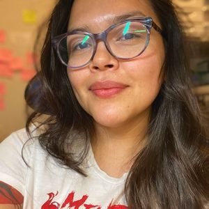 Meet your Posher, Corina